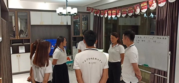 合生雅居实地帮扶经销商,大型工厂内购惠活动圆满收官 合生雅居实地帮扶经销商,大型工厂内购惠活动圆满收官