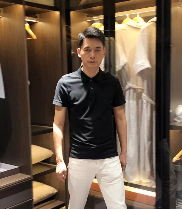 伊恋全屋定制优秀经销商魏福明 极致服务真诚待客