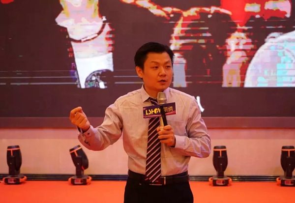 丽绣刺绣无缝墙布2019品牌战略升级峰会精彩回顾