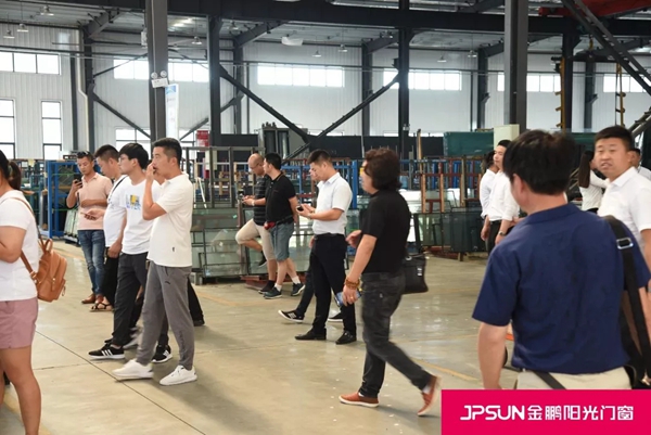 金鹏阳光门窗整装新零售模式分享会圆满举行