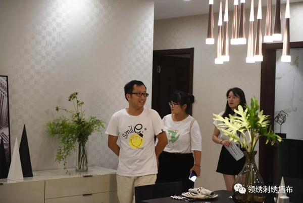 领绣墙布8.11厂购日圆满成功 活动现场刷单连连