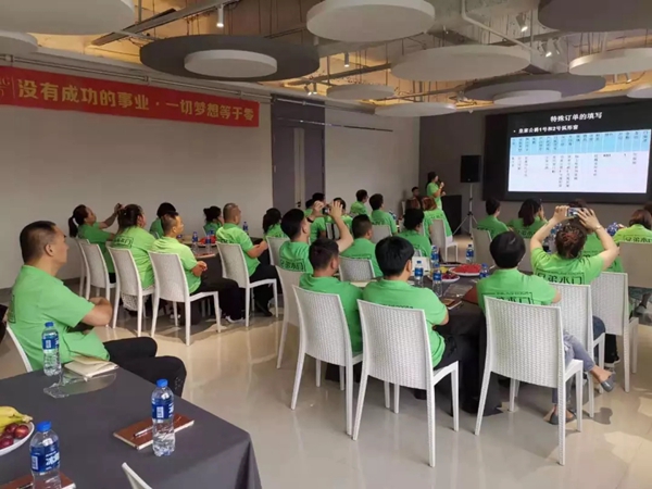 兄弟木业全国省级联动2+7模式黑龙江站正式开启 兄弟木业全国省级联动2+7模式黑龙江站正式开启
