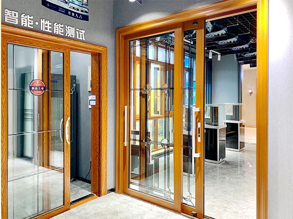 【慧亚探店】| 揭秘！400㎡店面如何实现全屋一站式定制