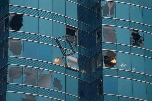 伊盾门窗子弹头系列爆款门窗全国正式上市