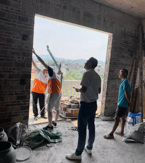 名凯门窗响应国家号召 发起绿色建材下乡大型公益活动