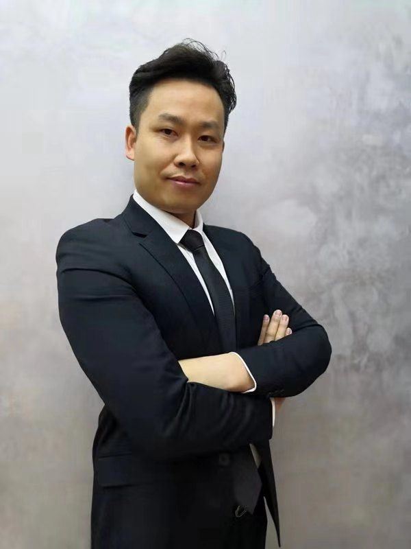 百利玛门窗明星经销商杨总：坚守诚与实的商道，为客户创造价值