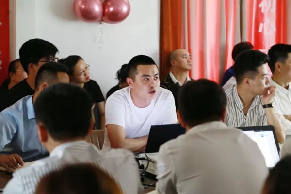 伯艺木门20周年启动会在公司总部隆重举行