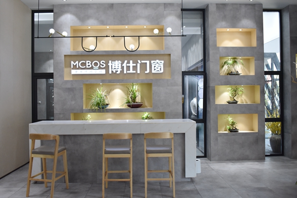 慧亚《加盟视角》直击博仕门窗，多维度解读品牌优势！