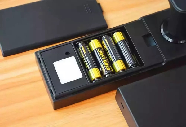 顶吉智能锁​为您科普安装智能锁需要解决的问题 让您少走弯路