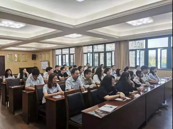 兔宝宝全屋定制923动员大会群策群力步履不停