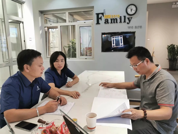 百利玛门窗珠海经销商曹强:以诚信为本,用品质说话