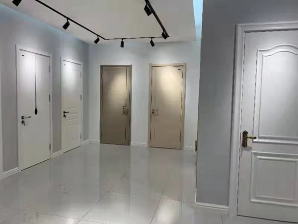 鲁班世家全屋定制青岛专卖店强势登陆红星美凯龙