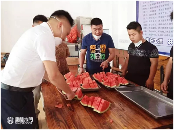 鼎萨木业齐心协力,全力冲刺2019