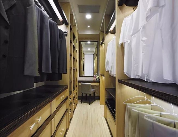 佰怡家全屋定制 教您如何合理布局及实用衣帽间