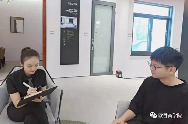 欧哲门窗经销商罗晨专访：人生最重要的就是坚持和奋斗
