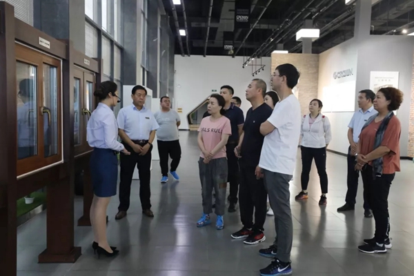 科饶恩门窗迎接张家口宣化区工商联党组书记一行莅临考察