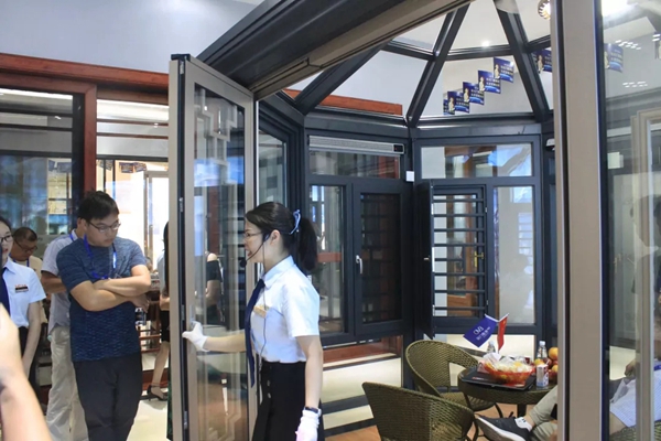 伊美德门窗告诉你该如何保养门窗