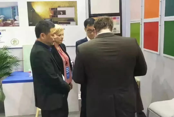 美斯涂料与圣戈班Adfors公司强强合作 推出两套搭配组合