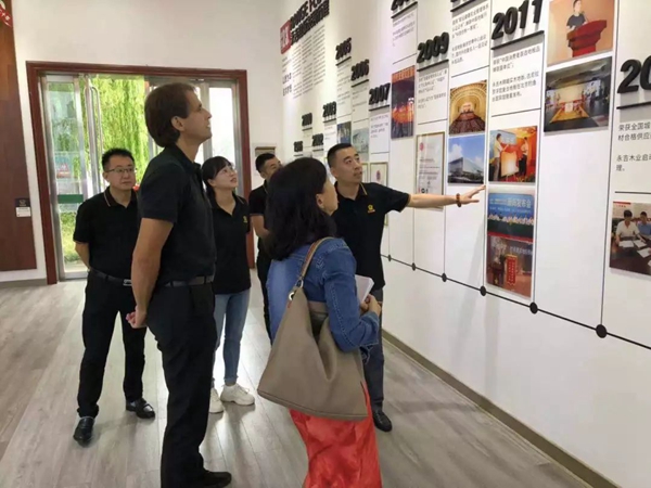 德国柯诺集团一行领导莅临永吉地板参观考察
