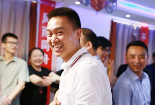 伯艺木门20周年启动会在公司总部隆重举行