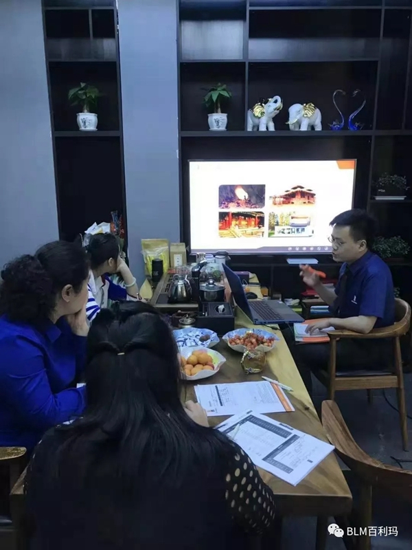 百利玛门窗文登经销商林霞:坚持差异化路线 打造竞争新优势