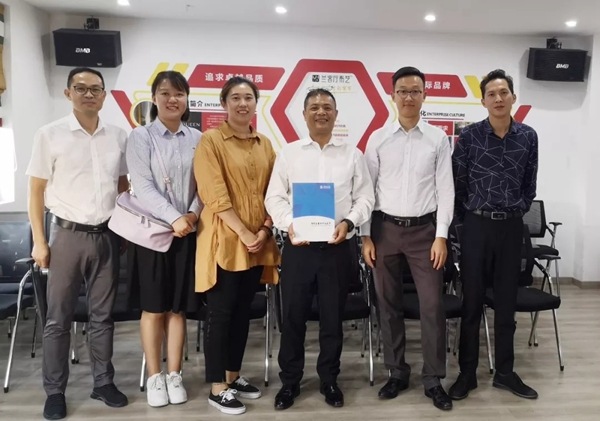 兰客厅与中国家居卖场两大巨头企业初步达成合作意向