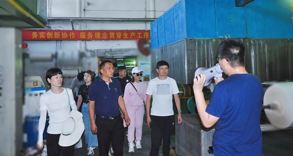 特普丽墙纸布艺迎接居然之家八角店与爱家联盟莅临参观