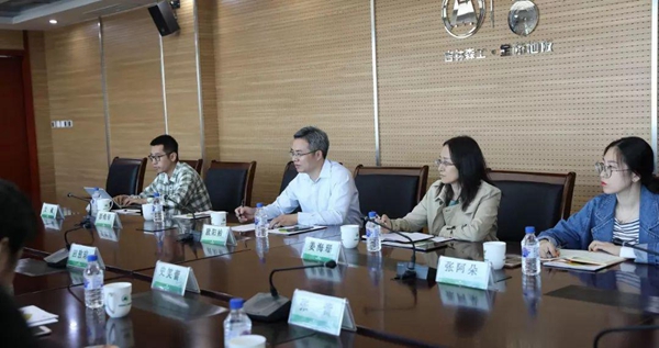 中国劳动关系学院调研组莅临金桥地板集团开展专题调研