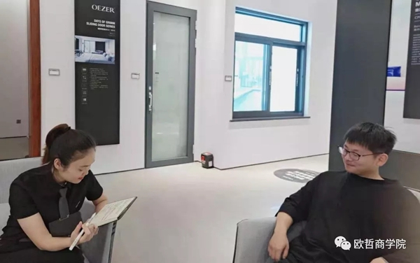 欧哲门窗经销商罗晨专访：人生最重要的就是坚持和奋斗