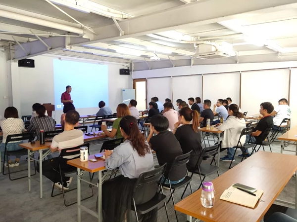 威盾门窗驻外办事处全员新品培训会成功举行
