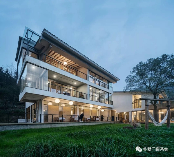 朴墅门窗带您回归自然 发现优雅世外桃源