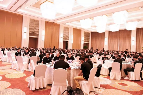萤石“新跨越 新起航”2019零售服务商大会圆满落幕