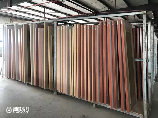 鼎萨木业加大力度整顿生产现场 全面提升产品质量
