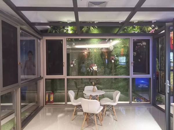 金亿世家门窗惠州江北万饰城店全新升级
