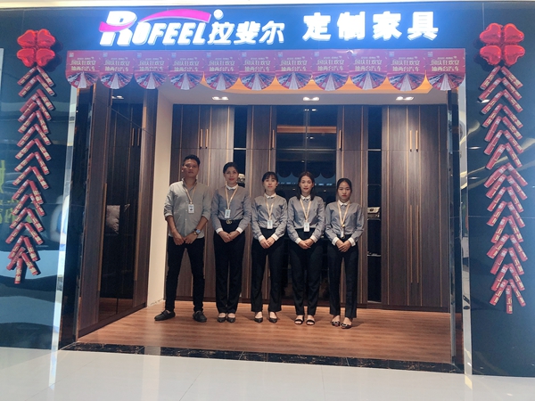 拉斐尔经销商陈思：诚信为本，客户至上