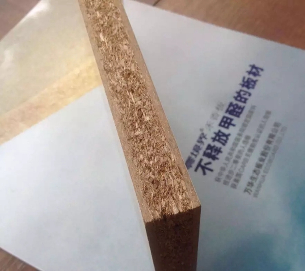 多伦斯衣柜：想要健康环保生活从学会挑选板材开始