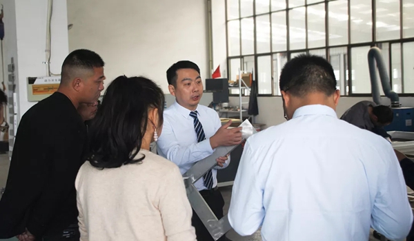 萨洛凯门窗第六代体验馆正式开馆 多个城市现场签约