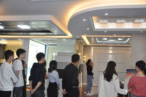 2019欧斯宝商学院终端销售顾问培训会火热开课