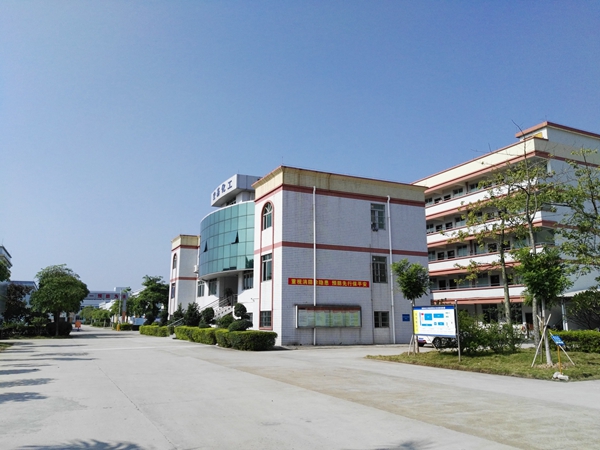 名洋漆：研发更多绿色产品，更好的服务客户