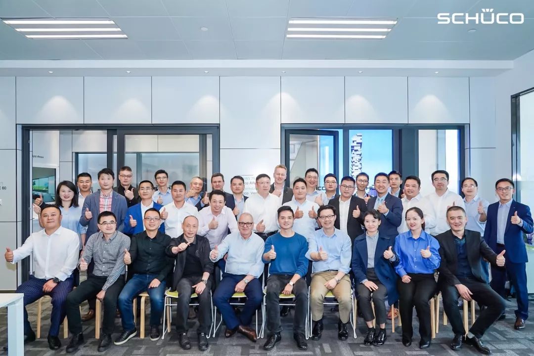 旭格成都乔迁新办公室 展厅隆重开业