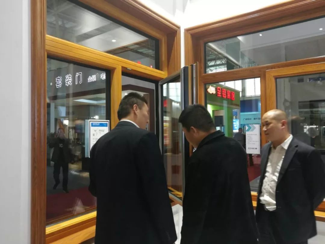 华达门窗惊艳亮相第十届中国临朐家居门窗博览会
