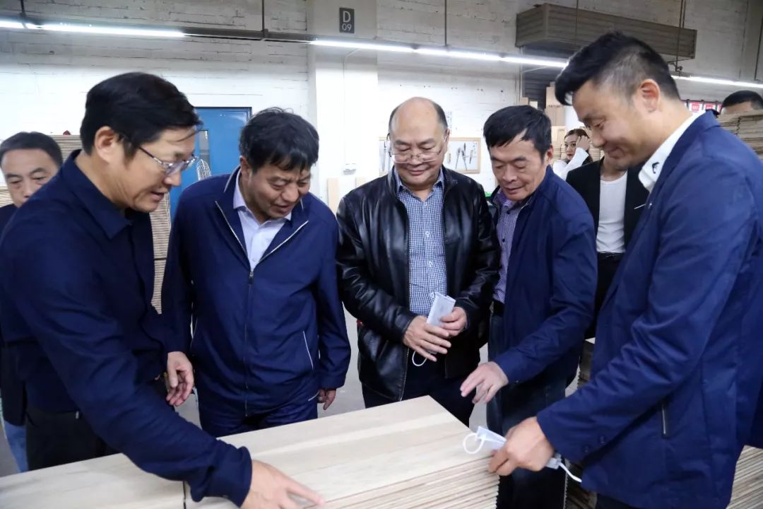 书香门地与国家木竹产业技术创新战略联盟专家组开展课题工作推进会