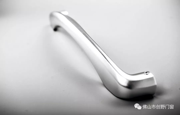 创野门窗告诉你五金的好坏对门窗有哪些影响