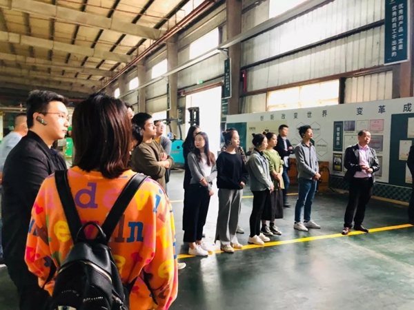 湖北武汉怡安居金牌合作商兔宝宝游学圆满结束