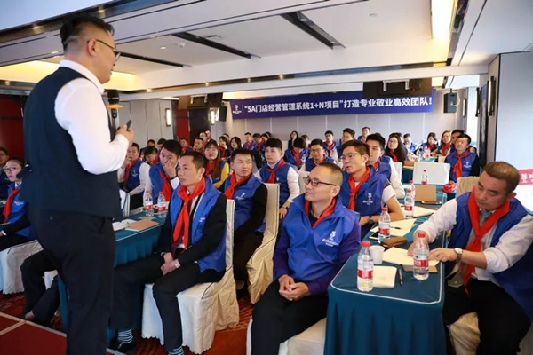 罗兰西尼门窗X广州建众5A“1+N”项目店面特训营暨启动会圆满落幕