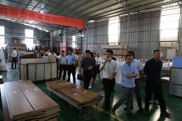 合生雅居全屋定制 ​广东省定制家居产业集群试点启动暨工作组第一次会议的顺利召开