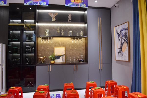 明星经销商|伊仕利家居宁霖:智能全屋为客户打造高品质的“懒人”生活 明星经销商|伊仕利家居宁霖:智能全屋为客户打造高品质的“懒人”生活