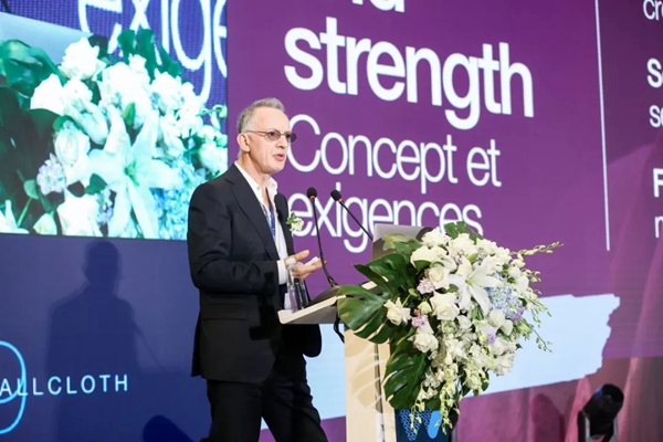 可罗雅墙布出席见证2019世界墙纸墙布大会盛举