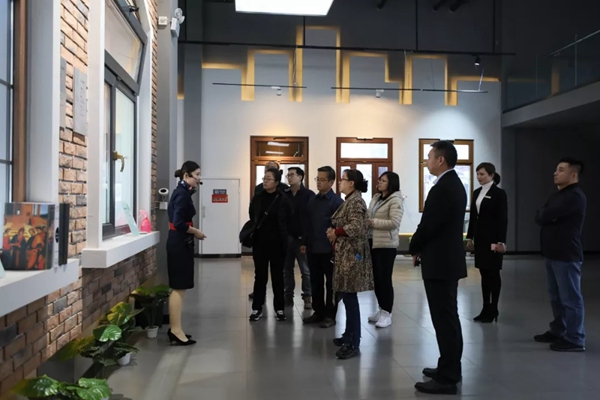 科饶恩欢迎北京住总集团龚总一行莅临参观考察