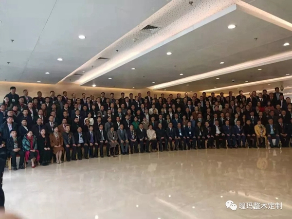 瑝玛木门荣膺辉煌70年品牌创新企业 引领行业不断前进